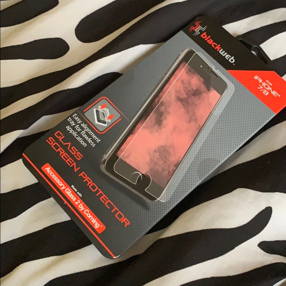 **UNOPENED** Iphone 7/8 SCREEN PROTECTOR